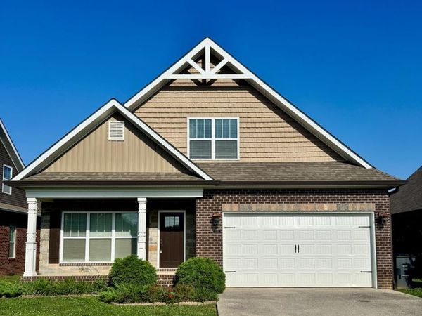 1135 Cross Pointe Dr, Cookeville, TN 38506