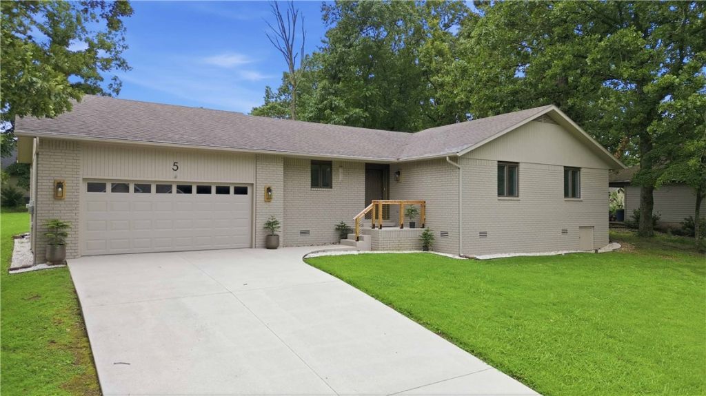5 Rockhill Lane, Bella Vista, AR 72715 Main Photo