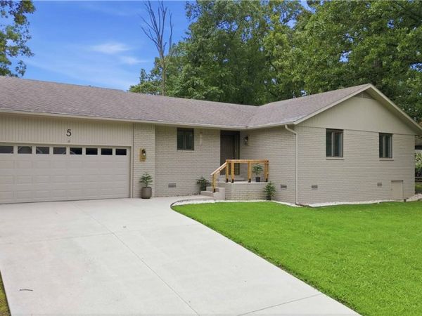 5 Rockhill Lane , Bella Vista, AR 72715
