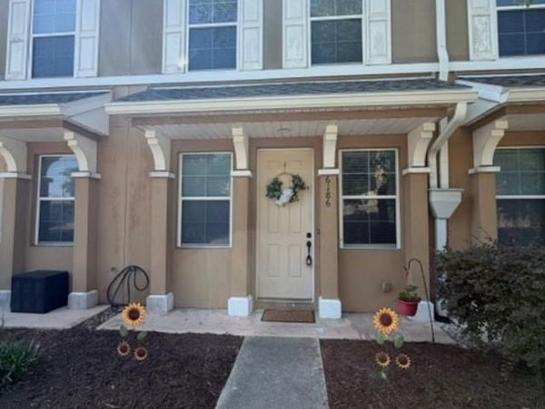 6186 HIGH TIDE Boulevard, Jacksonville, FL 32258