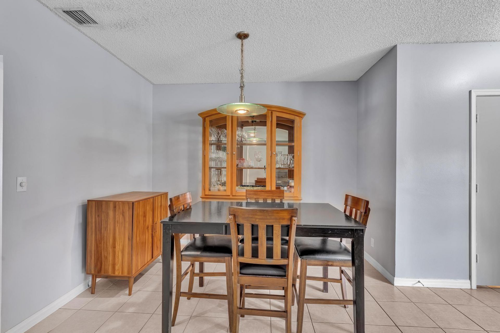 6001 Harbor Isle Way, Unit 494, Tamarac, FL 33321 Photo
