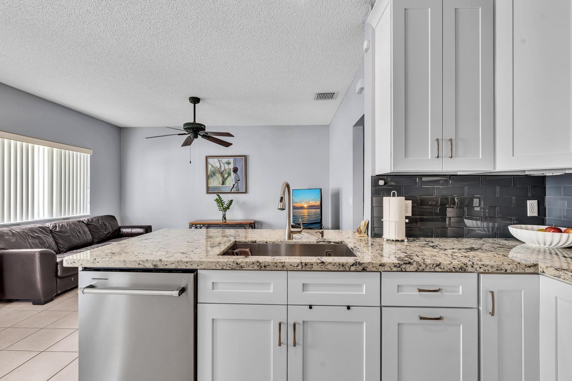 6001 Harbor Isle Way, Unit 494, Tamarac, FL 33321 Photo
