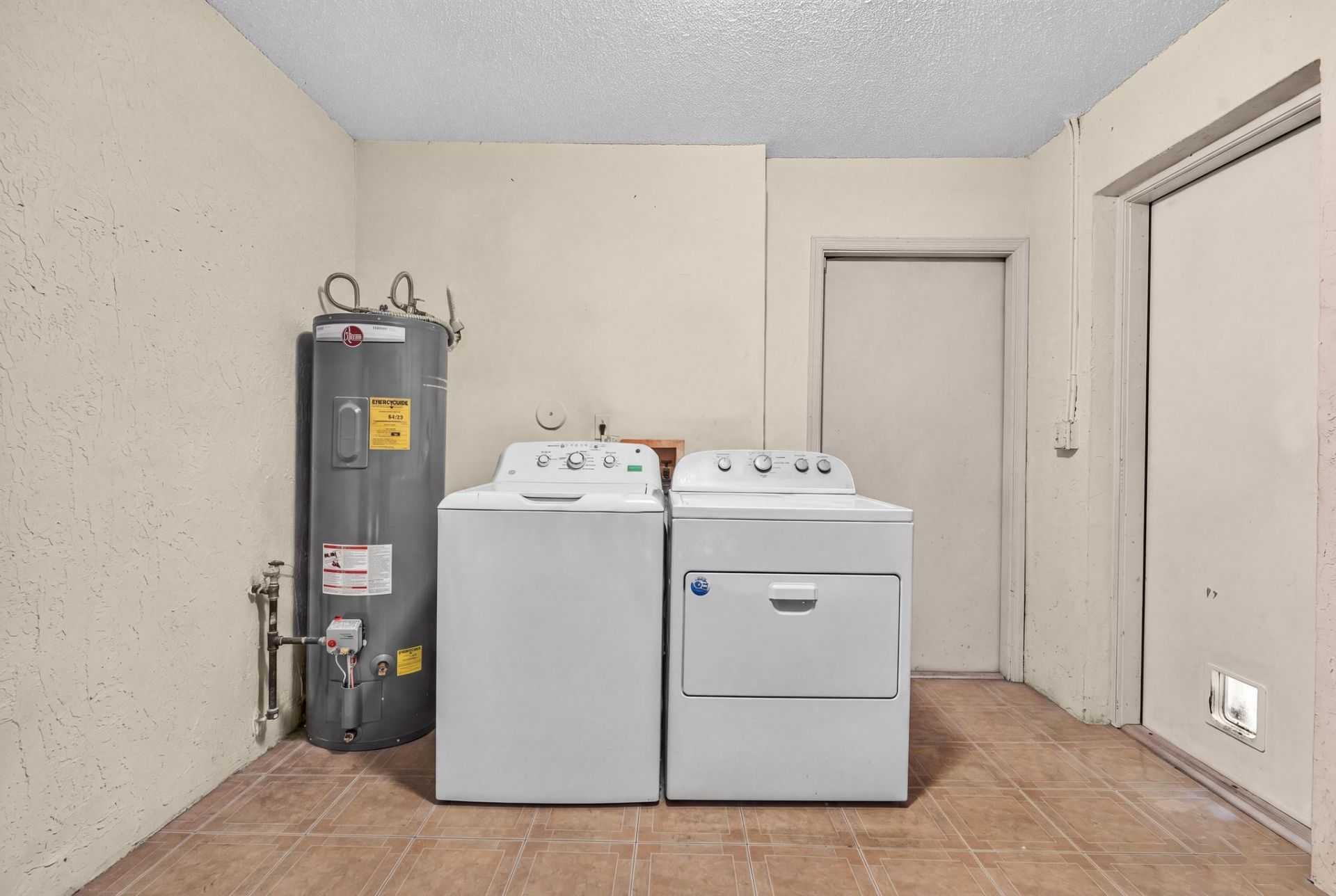 6001 Harbor Isle Way, Unit 494, Tamarac, FL 33321 Photo