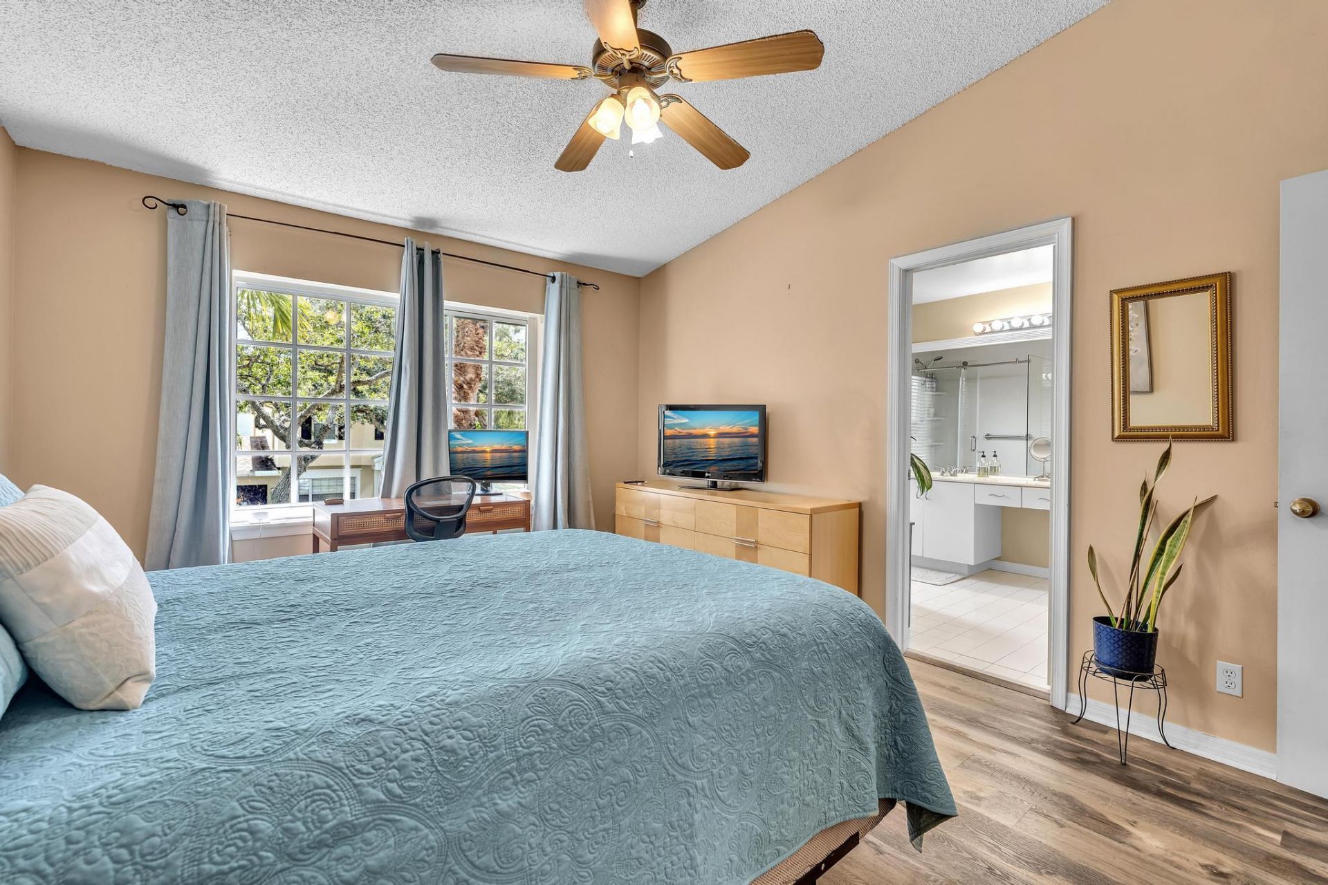 6001 Harbor Isle Way, Unit 494, Tamarac, FL 33321 Photo