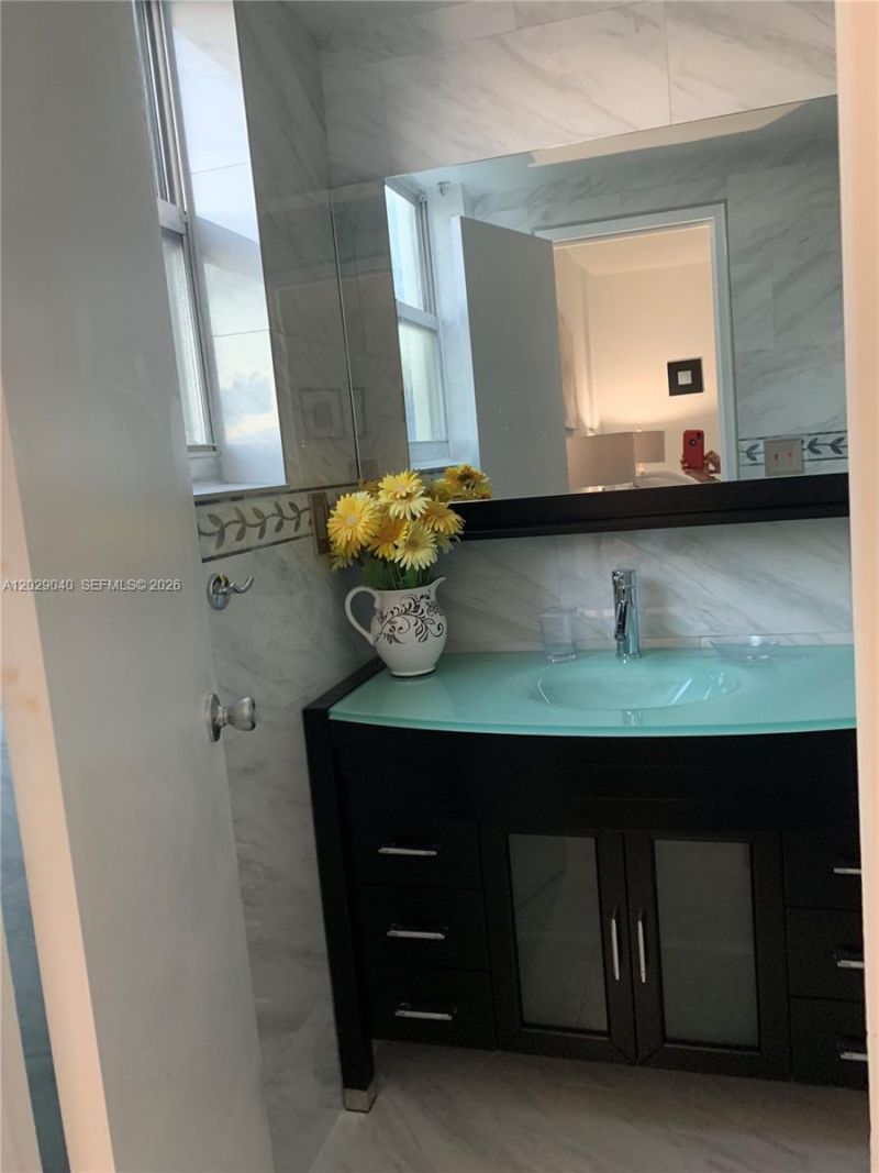 3901 S Ocean Dr , Unit 12V, Hollywood, FL 33019 Photo