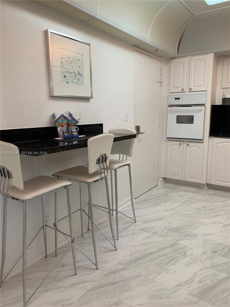 3901 S Ocean Dr , Unit 12V, Hollywood, FL 33019 Photo