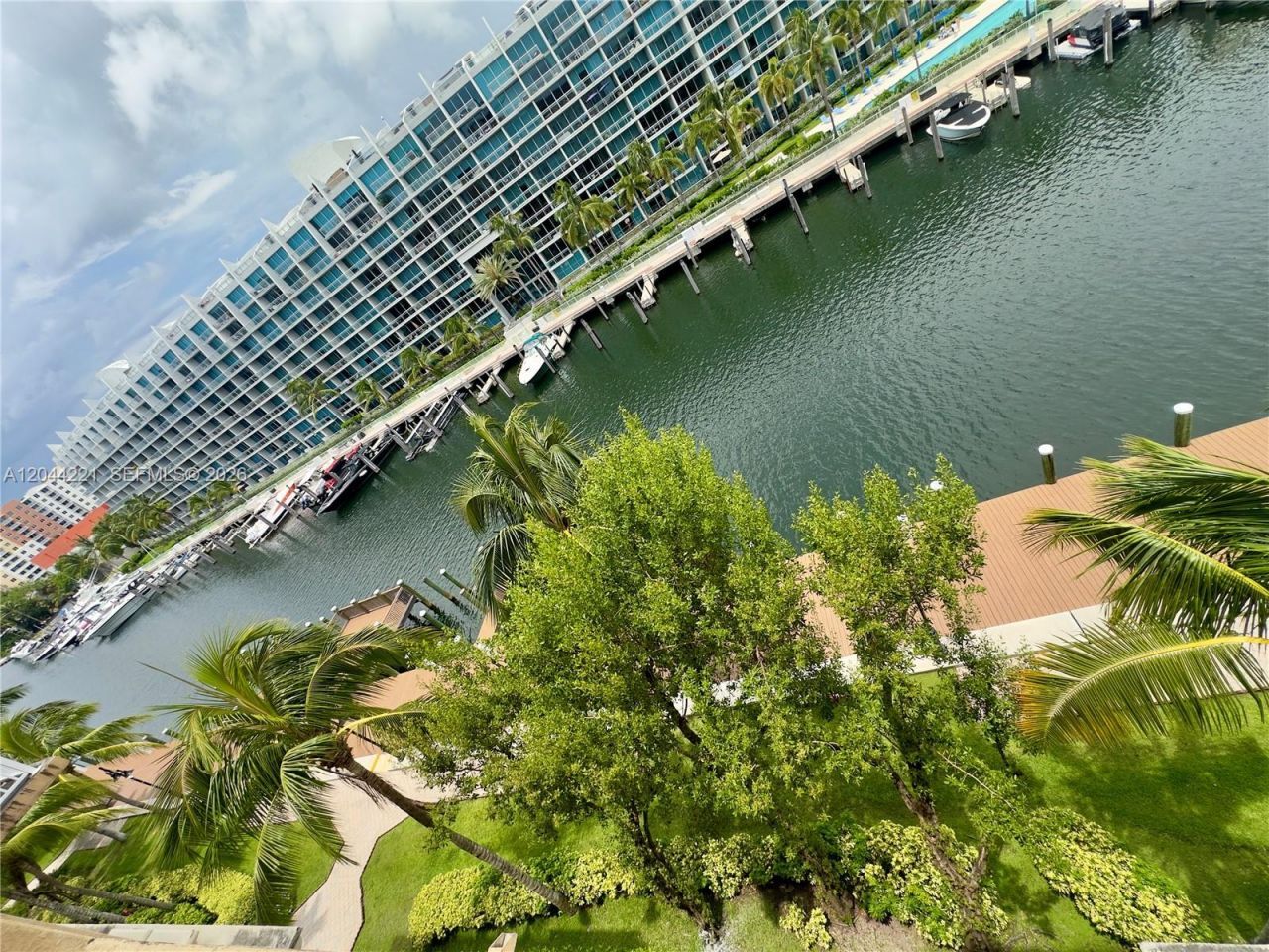 3001 NE 185th St , Unit 515, Aventura, FL 33180 Photo