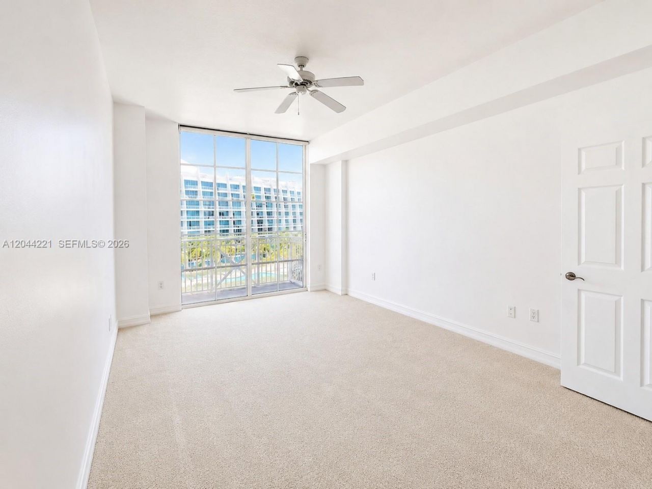 3001 NE 185th St , Unit 515, Aventura, FL 33180 Photo
