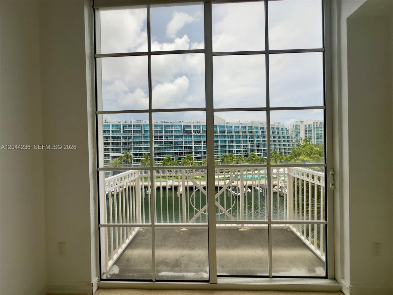 3001 NE 185th St, Unit 515, Aventura, FL 33180 Photo