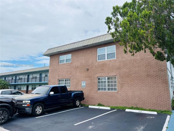 6601 SW 18th St , Unit 210, Pembroke Pines, FL 33023
