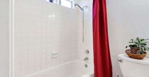 7570 Burgoyne Ln, Sacramento, CA 95823 Photo