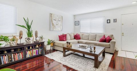 7570 Burgoyne Ln, Sacramento, CA 95823 Photo
