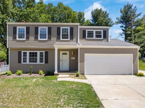3865 Silver Wood Drive , Stow, OH 44224