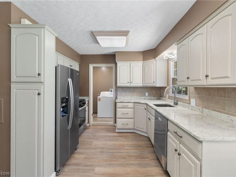 3865 Silver Wood Drive, Stow, OH 44224 Photo 6