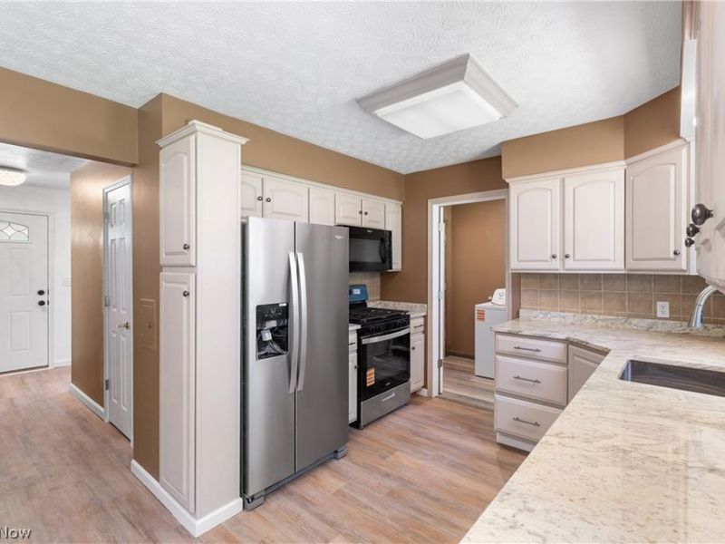 3865 Silver Wood Drive, Stow, OH 44224 Photo 7