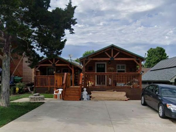 162 Bears Paw Way , Hollister, MO 65672