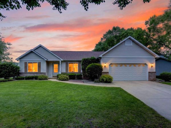 5237 Summer Ridge Drive, Madison, WI 53704