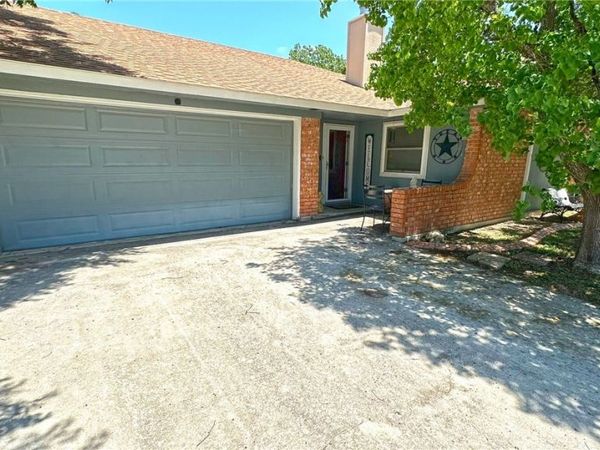 2305 Whitney Drive , Copperas Cove, TX 76522
