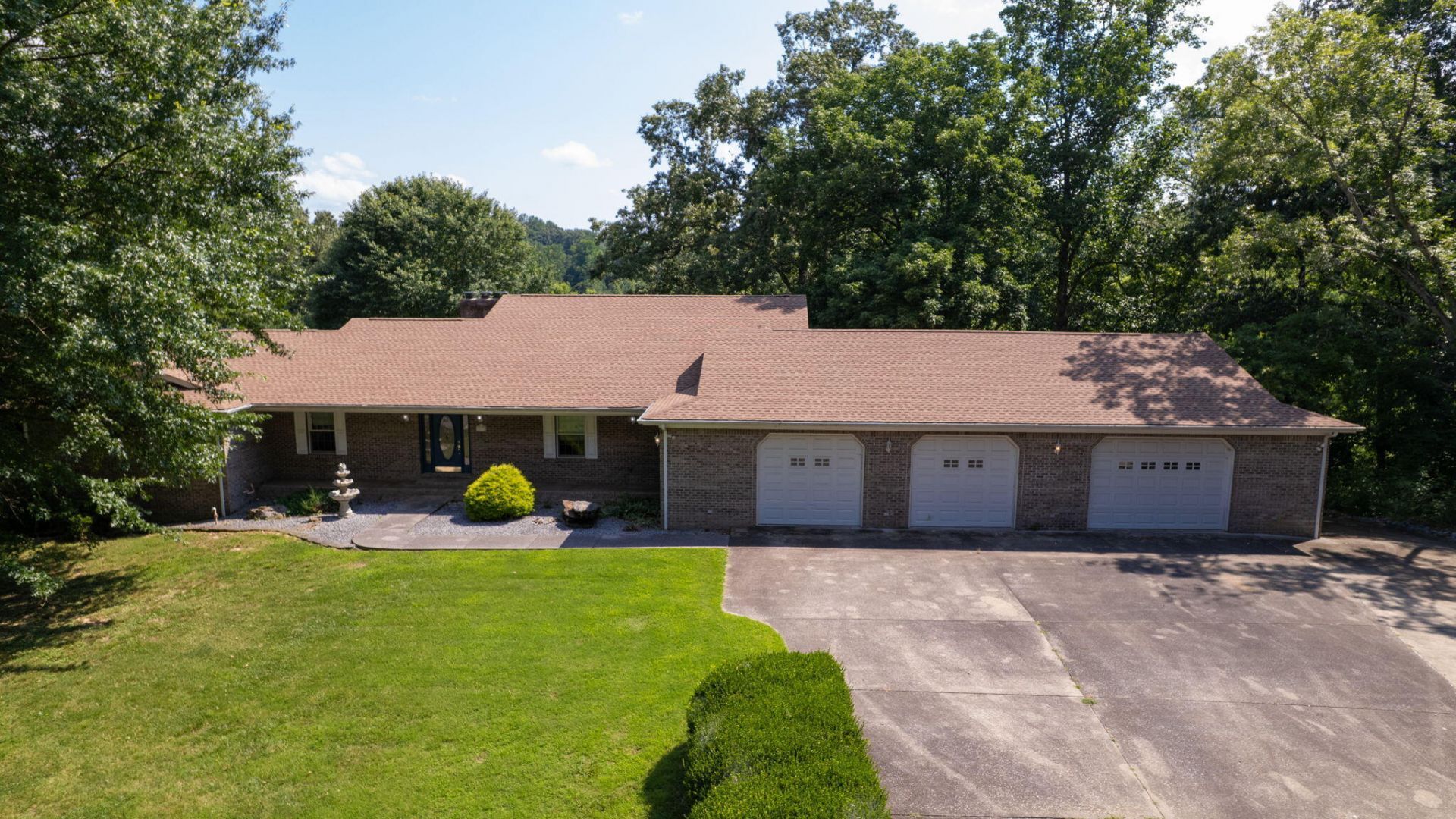 839 Summit Point, Cadiz, KY 42211