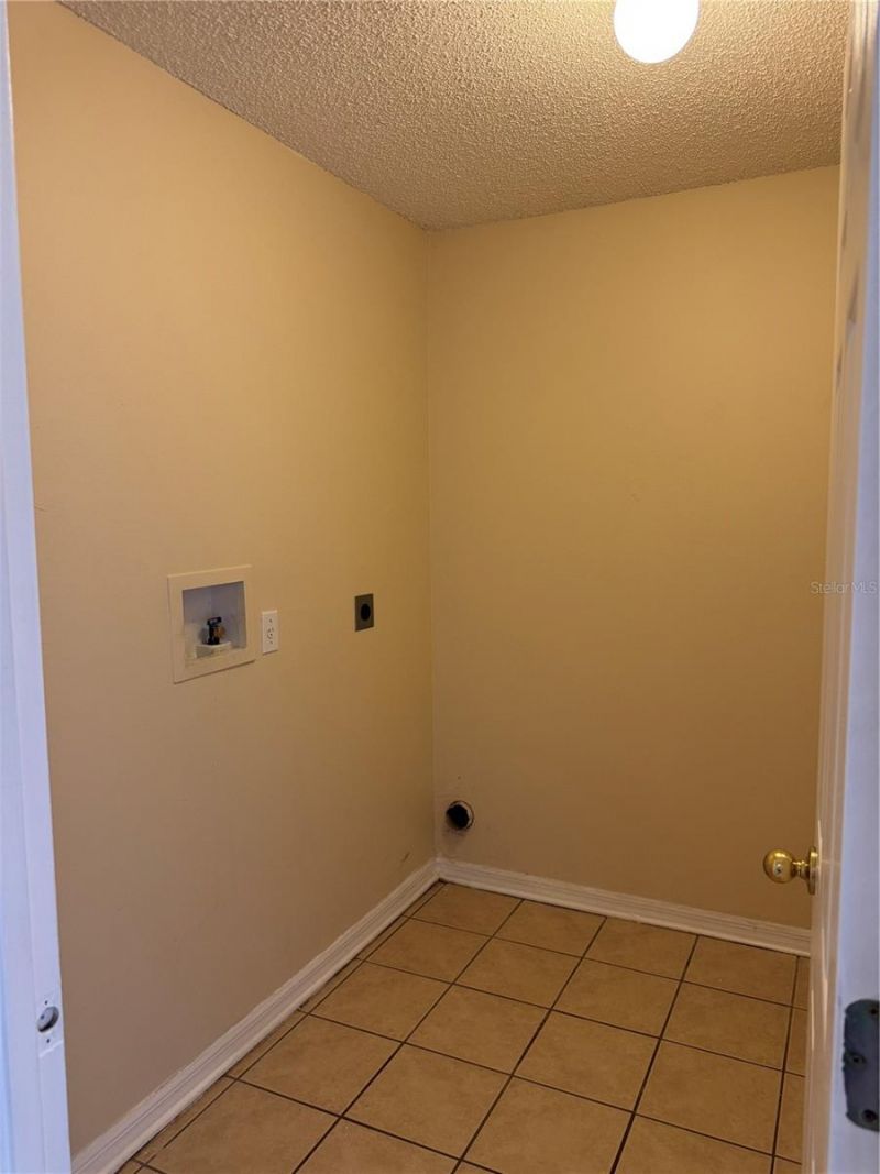 558 Antelope Drive , Deltona, FL 32725 Photo