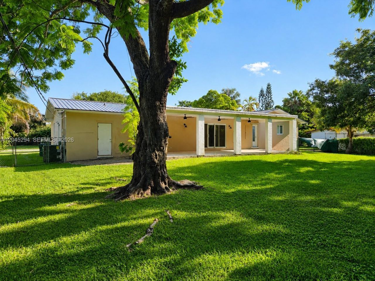 10521 SW 125th St, Miami, FL 33176 Photo