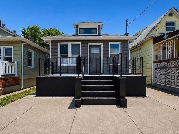 69-19 Elizabeth Avenue , Arverne, NY 11692