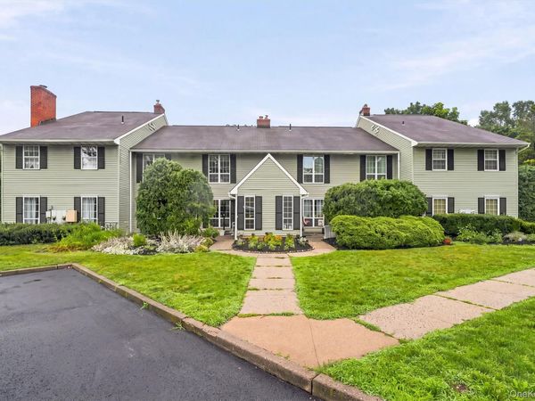 47 Homestead Village Drive, Warwick, NY 10990