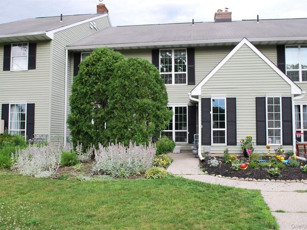 47 Homestead Village Drive, Warwick, NY 10990