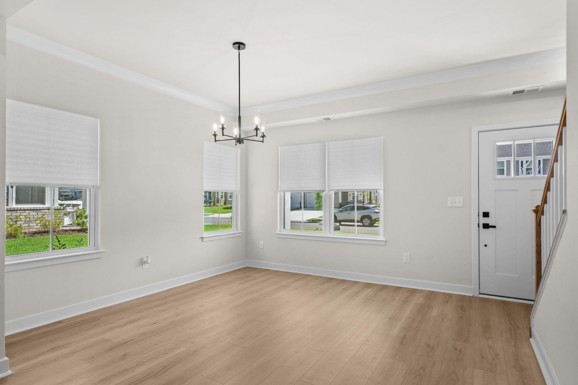 2605 Elowen Ln. Photo 6