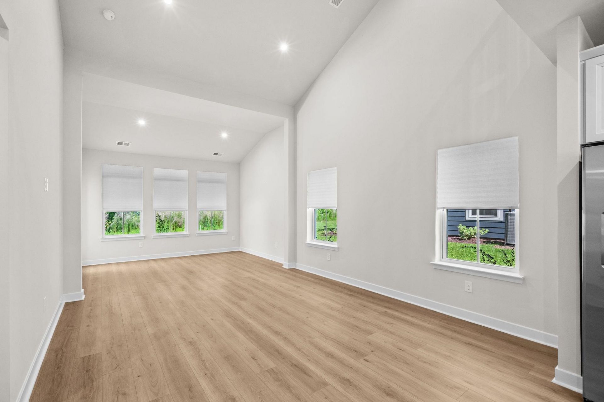 2605 Elowen Ln. Photo 9