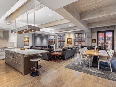 117 Portland Avenue, Unit 605, Minneapolis, MN 55401