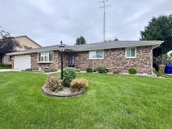 1473 32nd AVENUE, Kenosha, WI 53144