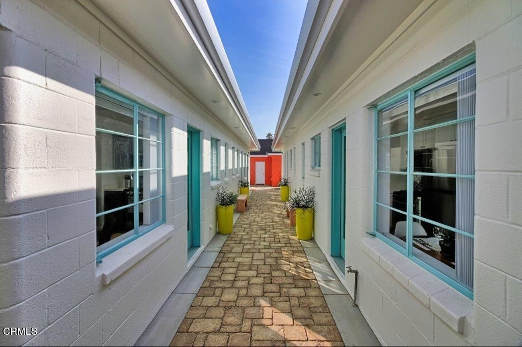1078 S Seaward Avenue, Ventura, CA 93001 Main Photo
