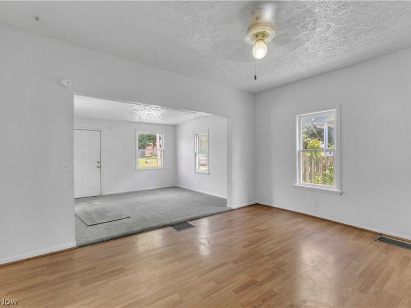 315 Plymouth Avenue, Girard, OH 44420 Photo 6