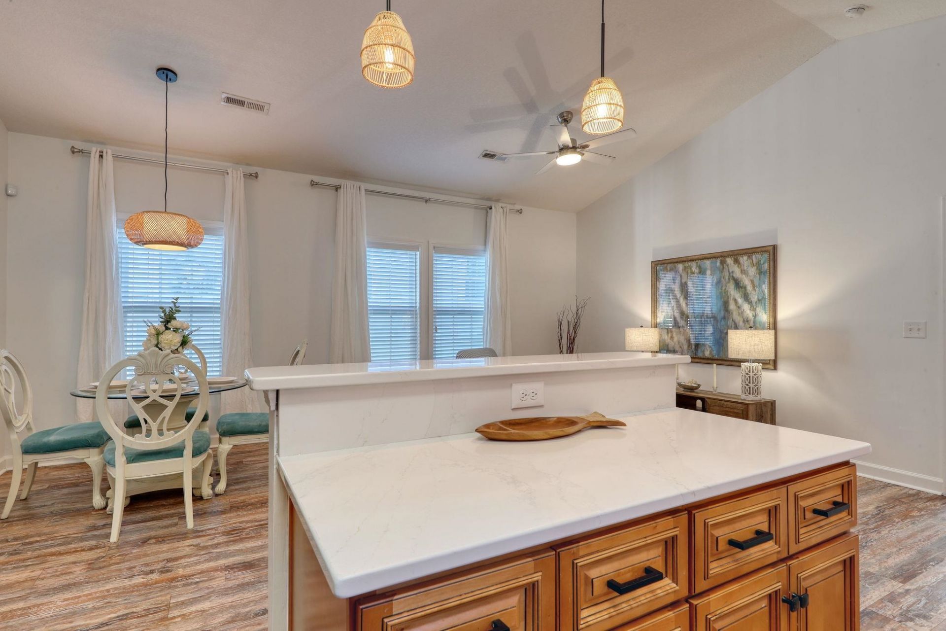 502 Castellar Ln. Photo 22