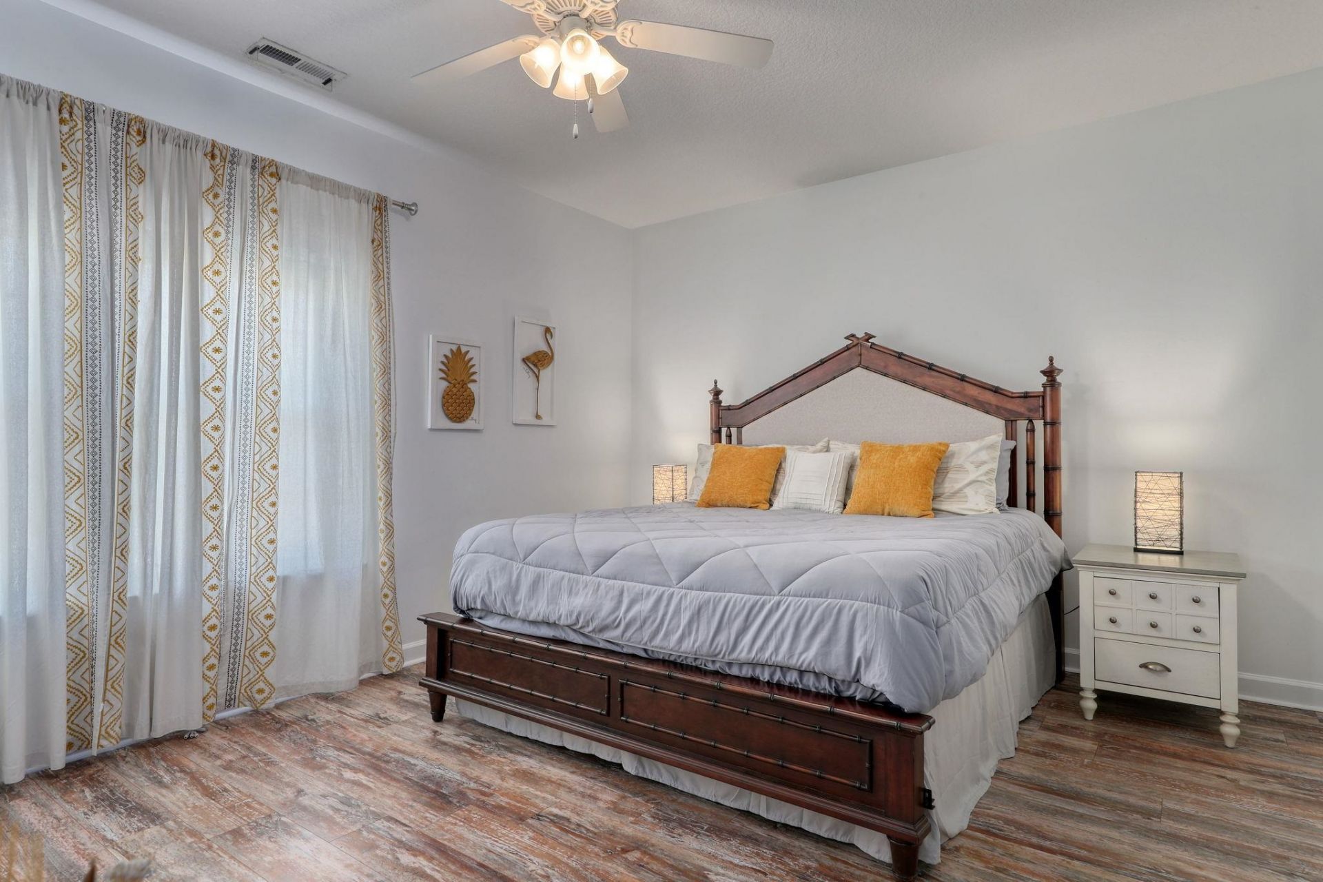 502 Castellar Ln. Photo 35