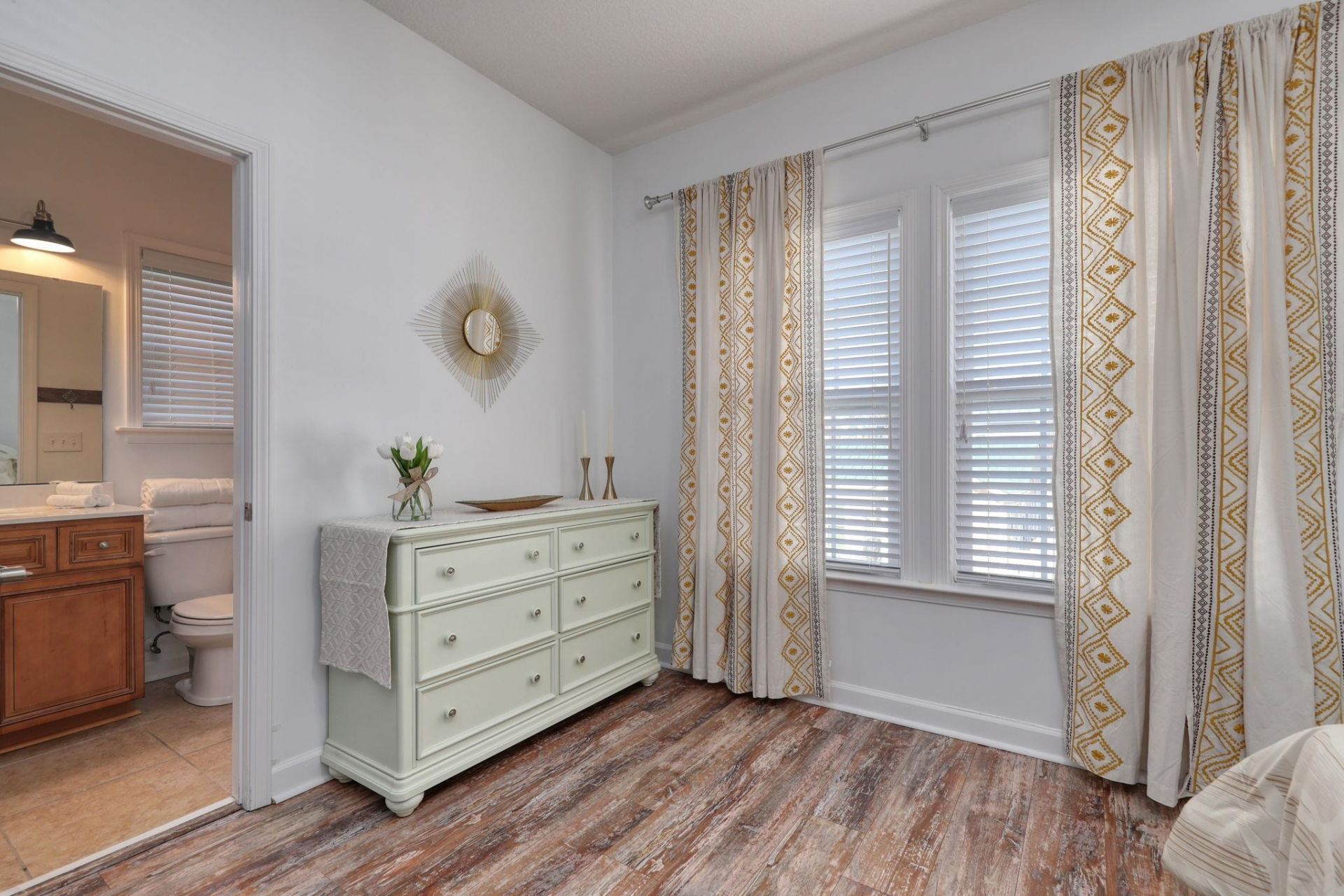 502 Castellar Ln. Photo 37