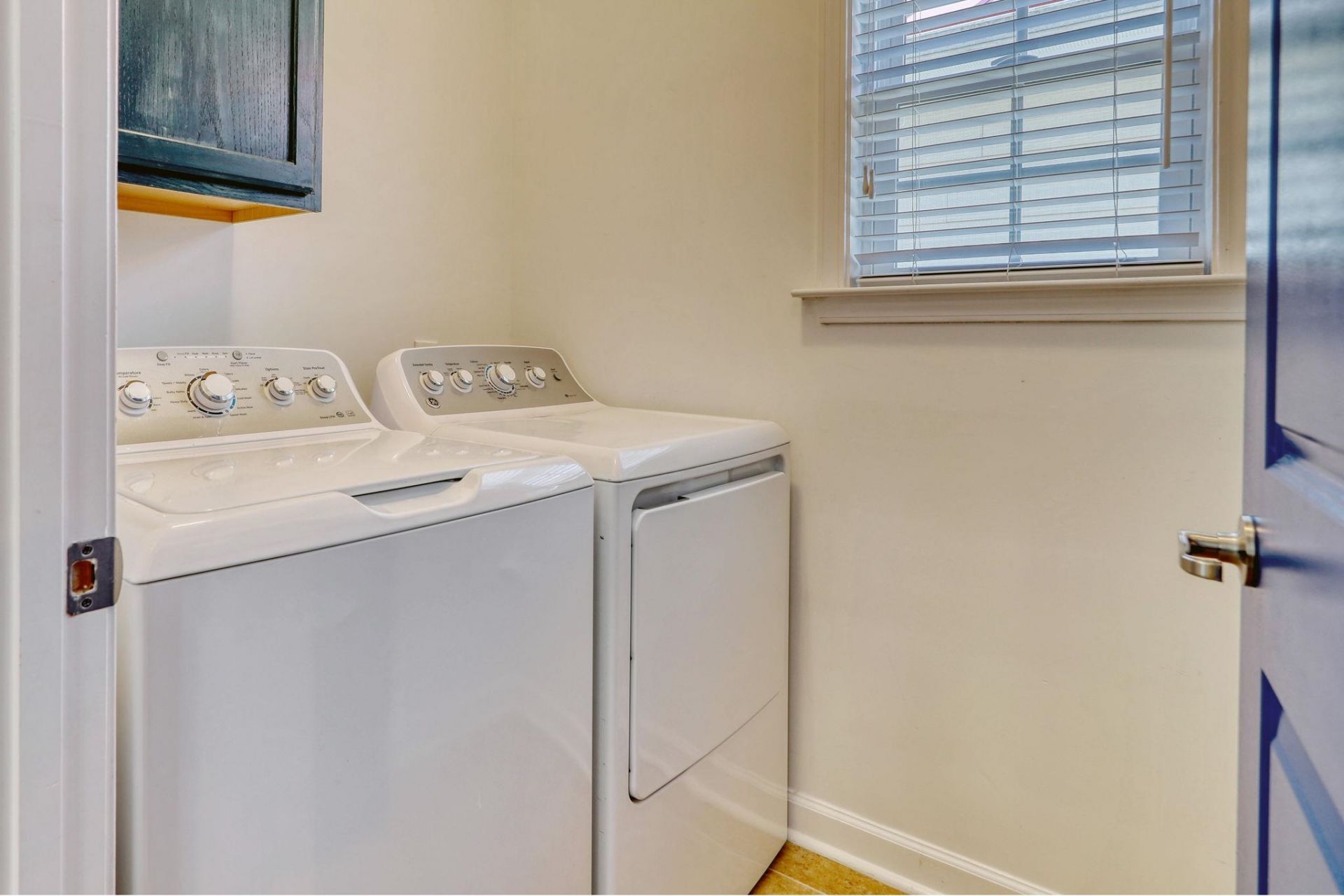 502 Castellar Ln. Photo 44