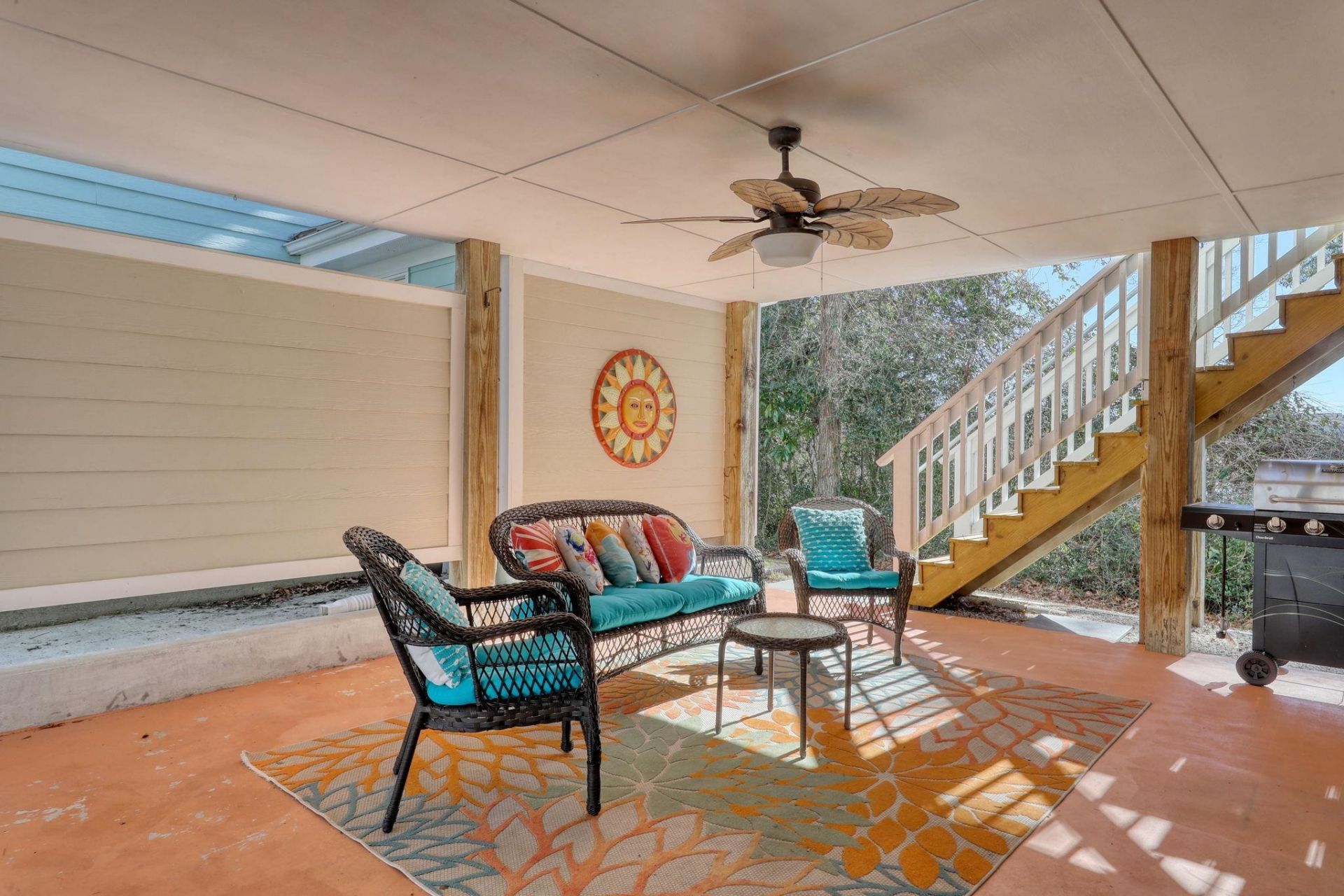 502 Castellar Ln. Photo 7
