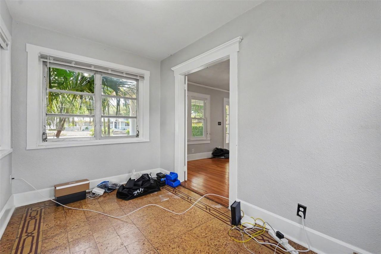 5441 1st Avenue N, Saint Petersburg, FL 33710 Photo