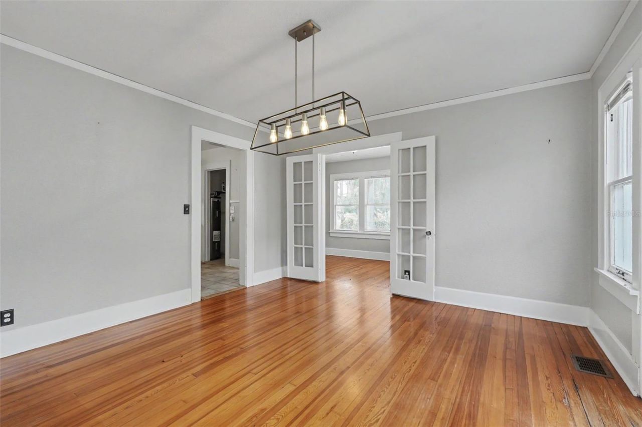 5441 1st Avenue N, Saint Petersburg, FL 33710 Photo