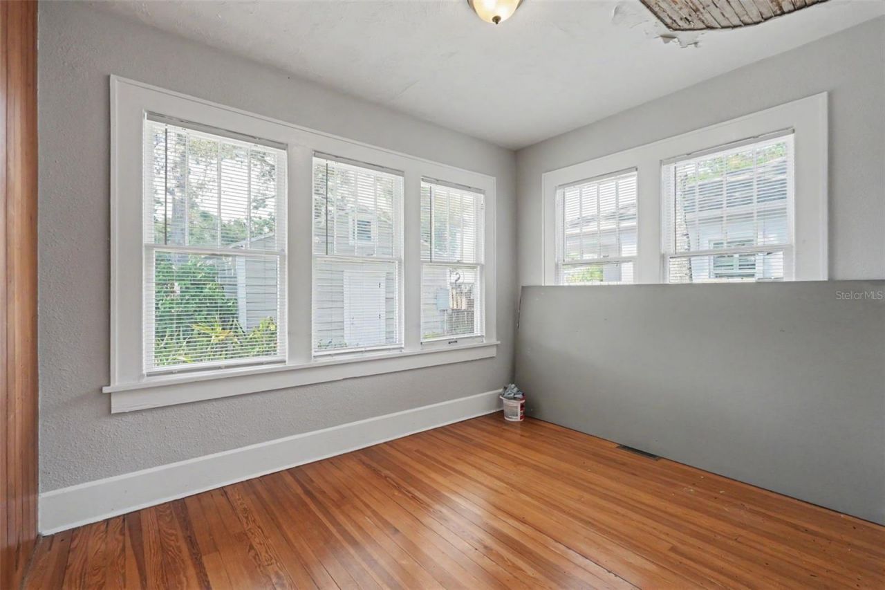 5441 1st Avenue N, Saint Petersburg, FL 33710 Photo
