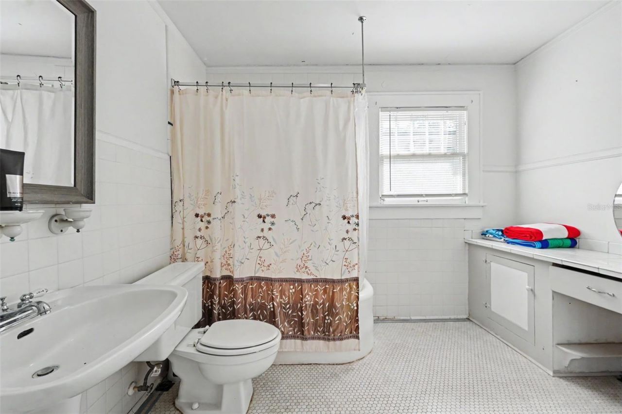 5441 1st Avenue N, Saint Petersburg, FL 33710 Photo