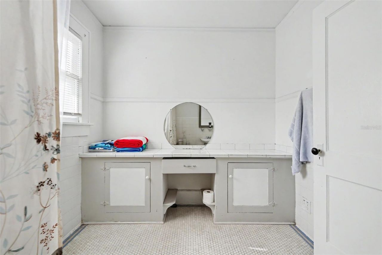 5441 1st Avenue N, Saint Petersburg, FL 33710 Photo