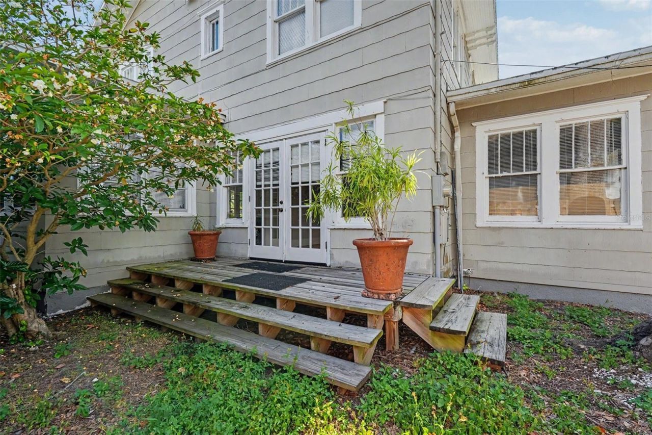 5441 1st Avenue N, Saint Petersburg, FL 33710 Photo