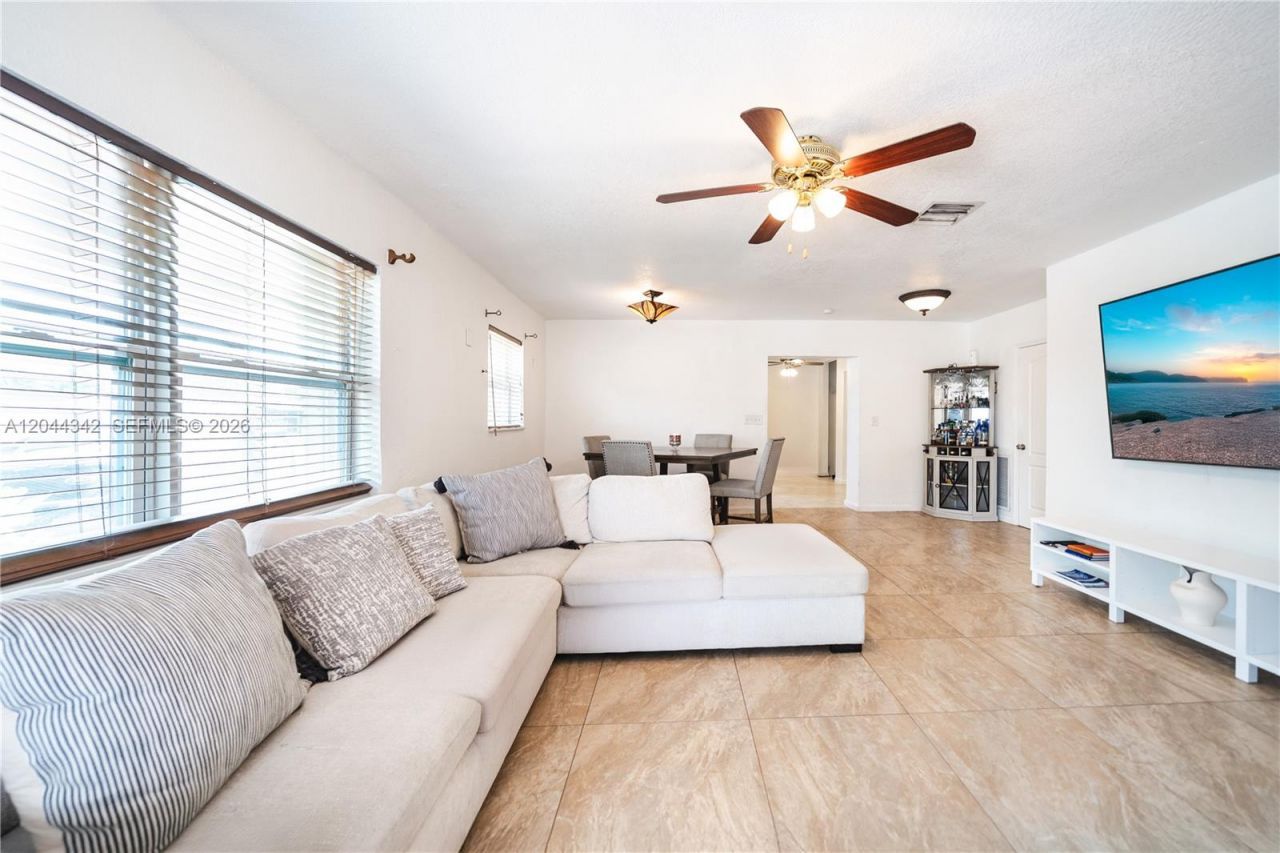 7101 Hope St , Hollywood, FL 33024 Photo