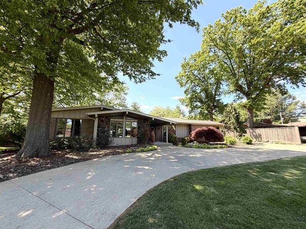 208 N Sunny Slope Street N, West Frankfort, IL 62896