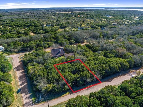 18066 Forrest Drive , Whitney, TX 76692
