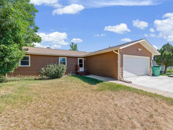 810 Rosilee Lane, Rapid City, SD 57701