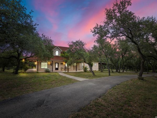 2471 OAK RUN DR, Wimberley, TX 78676